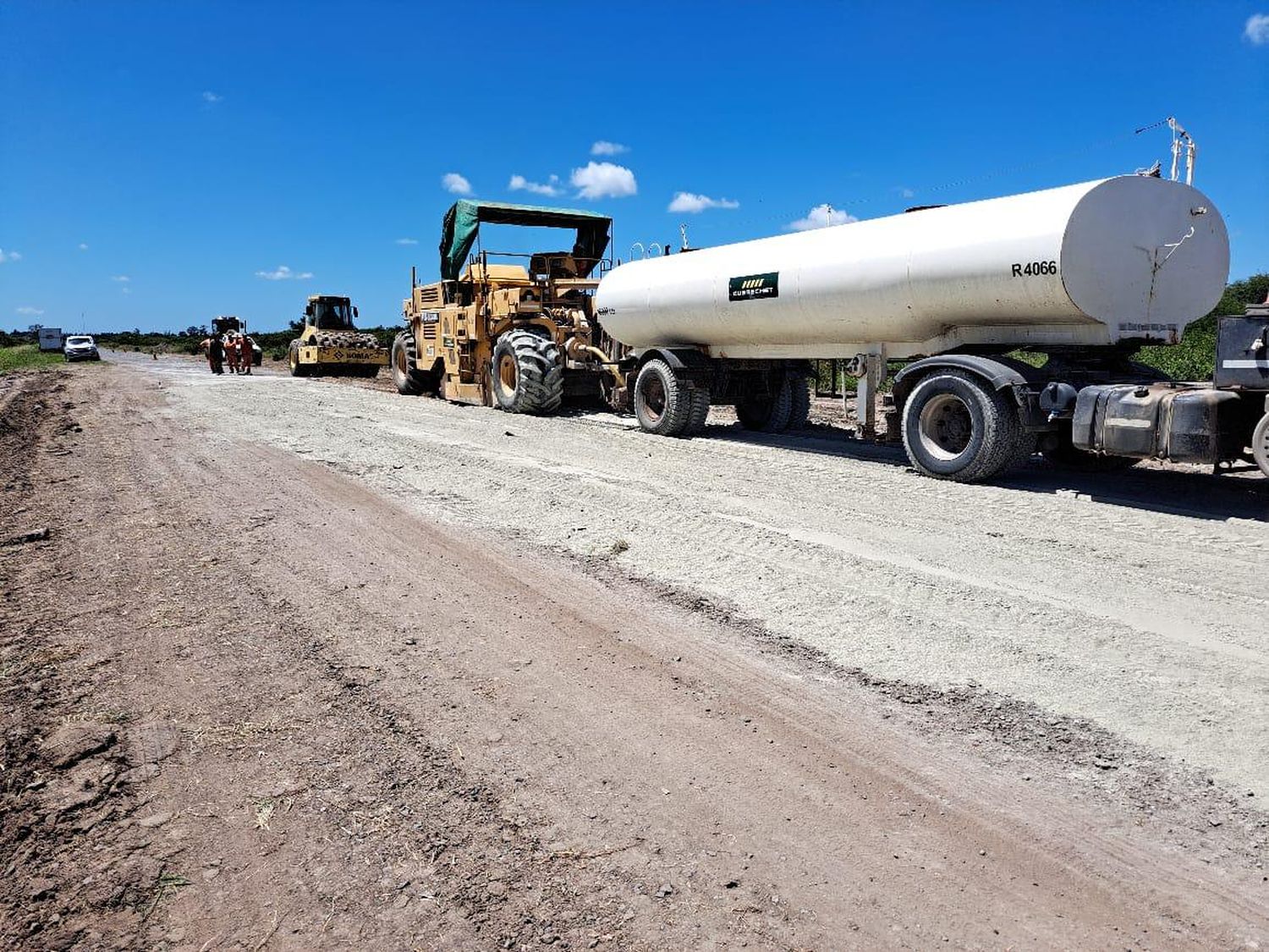 Provincia realiza reparaciones en 130 kilómetros de rutas en los departamentos Vera y General Obligado
