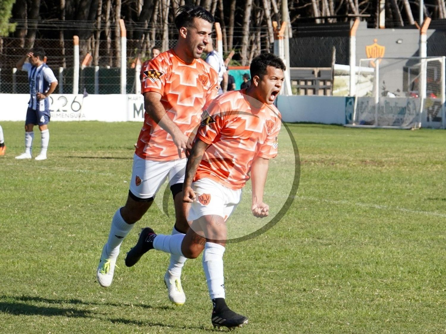 Villa Díaz Vélez goleó a Rivadavia en el "Vasco" Iparraguirre