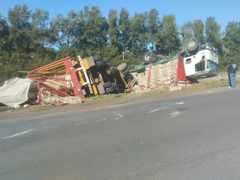 vuelco camión ruta 191