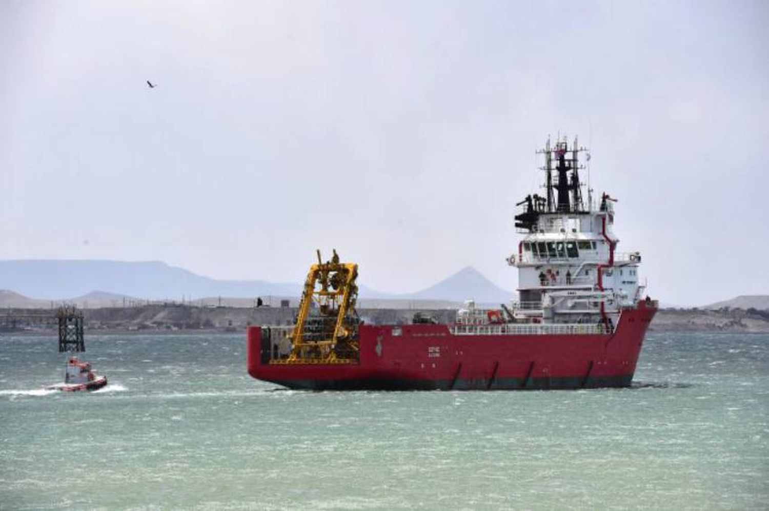 Redoblan esfuerzos en la búsqueda con el minisubmarino estadounidense