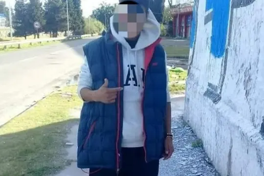 Detuvieron a un joven que confesó ser el autor del incendio en la escuela de Moreno