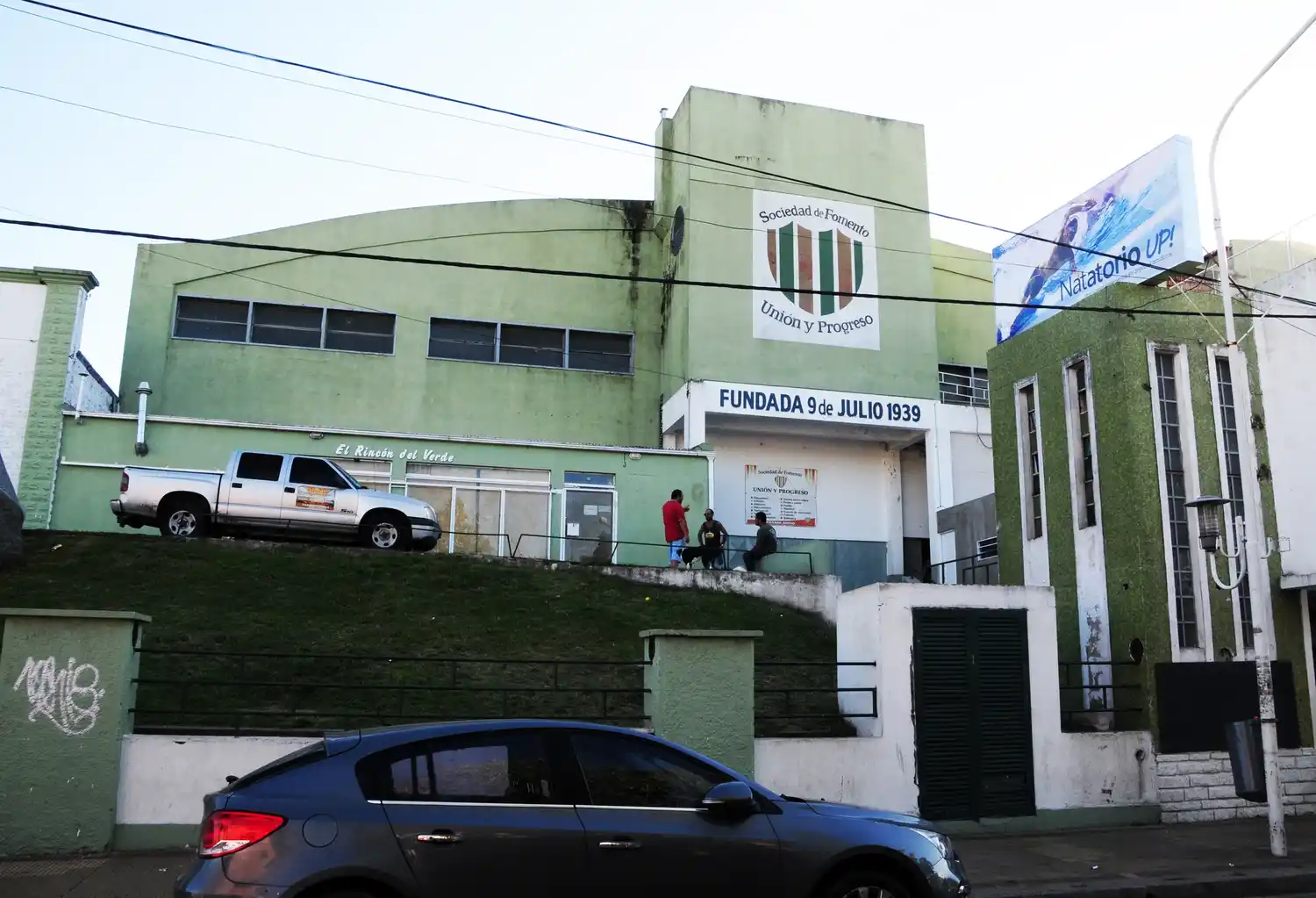 La Sociedad de Fomento Unión y Progreso,  uno de los emblemas con que cuenta el barrio
