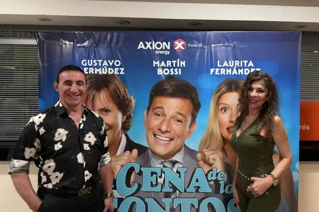 Norberto Marcos y Vicky Bejar estuvieron presentes en una función de "La cena de los tontos".