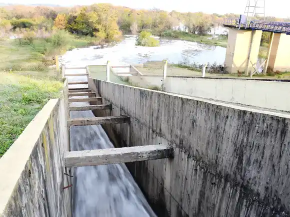 La Municipalidad realiza testeos en el sistema de bombeo de la Defensa Sur