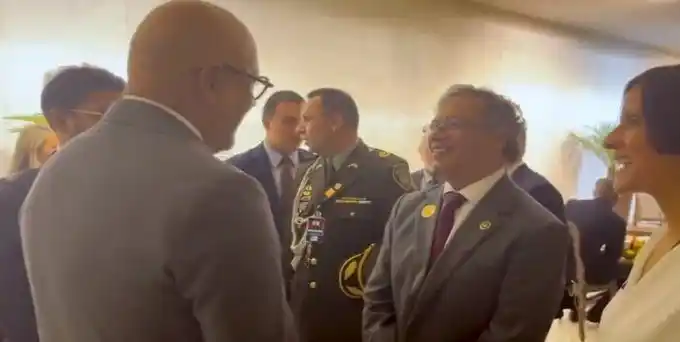 EN BRASIL: Jorge Rodríguez sostiene encuentro con Gustavo Petro e insiste en cooperar en la agenda con Colombia