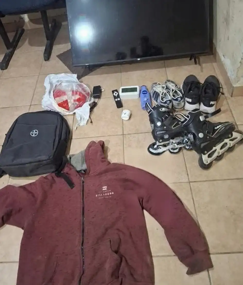 Un hombre de 27 años fue aprehendido en el norte de la ciudad: recuperaron dinero, un televisor y otros elementos - 4
