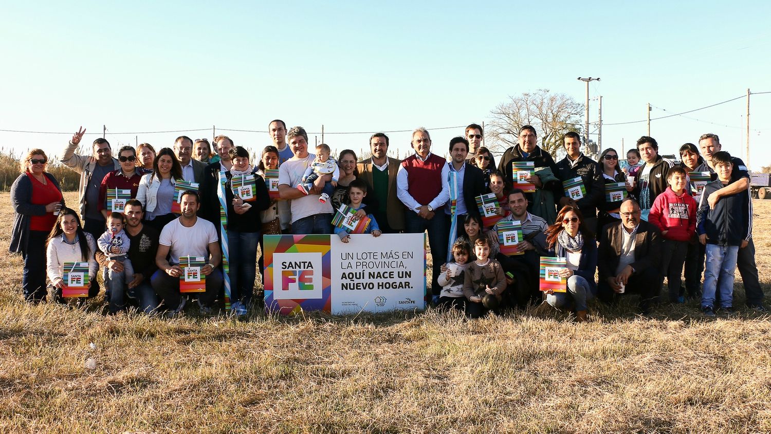 La provincia entregó terrenos a trabajadores de la CGT