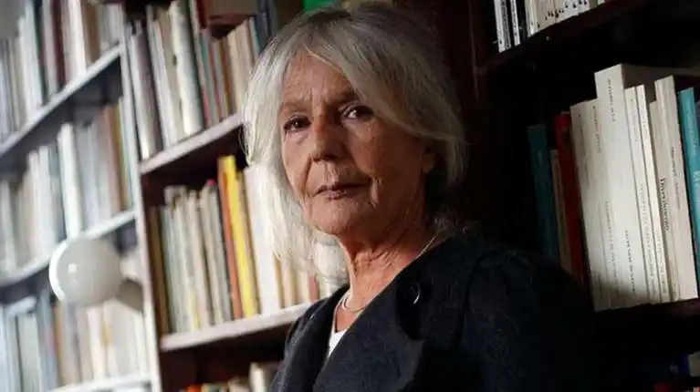 Sarlo y las vacunas VIP: Qué dicen los mails que la invitan a inmunizarse y cuál es la respuesta de la escritora