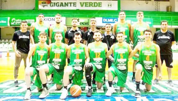 Estudiantes recibe a Rocamora en uno de los clásicos  de la costa del Uruguay