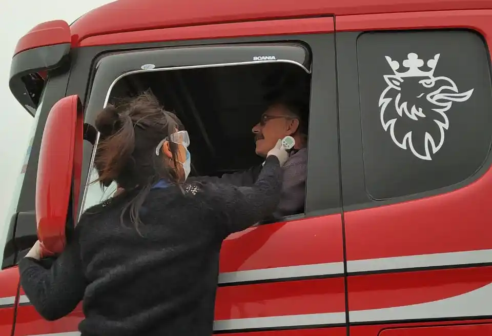 ¨Nos han maltratado verbalmente¨, contó voluntaria en los puestos de control