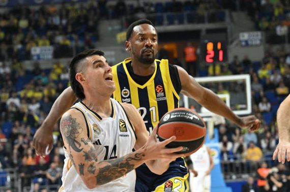 Campazzo y Deck figuran entre los convocados