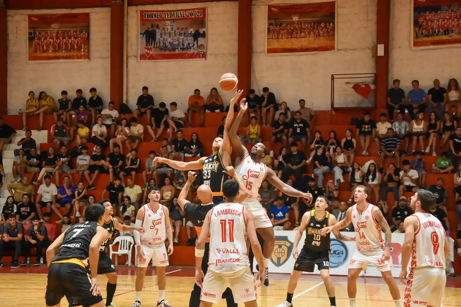 Los “Halcones Rojos” cayeron frente a Amancay.