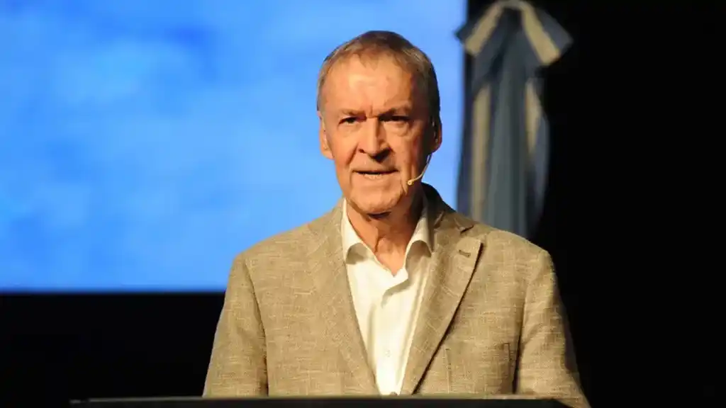 Juan Schiaretti no se baja ni acuerda