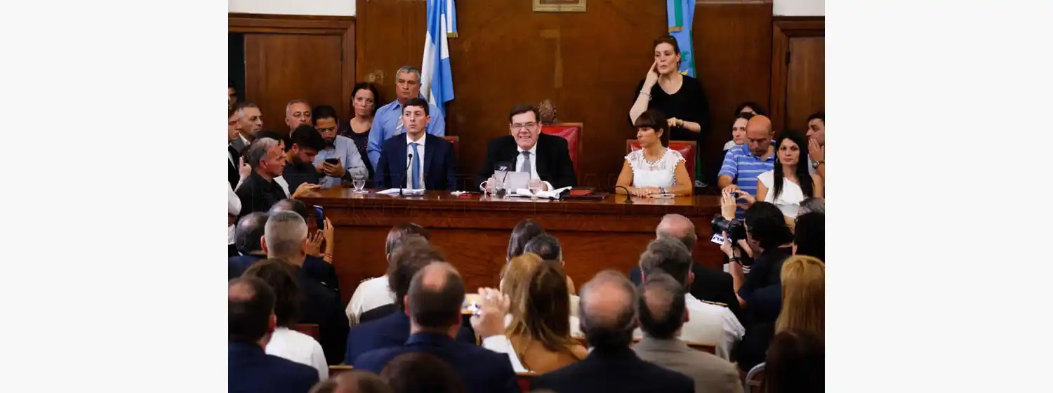 Montenegro se reunió con concejales y se coló el debate por las comisiones del HCD