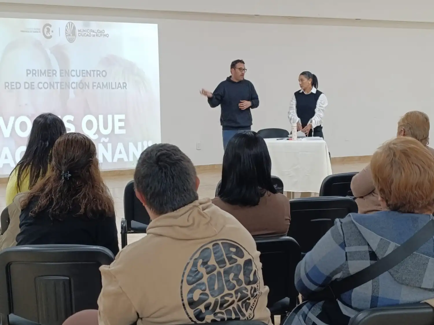 Un espacio para acompañar a quienes acompañan