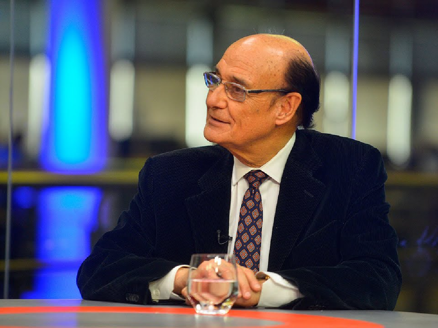 Oscar González: "Estamos en carrera por los tres diputados"