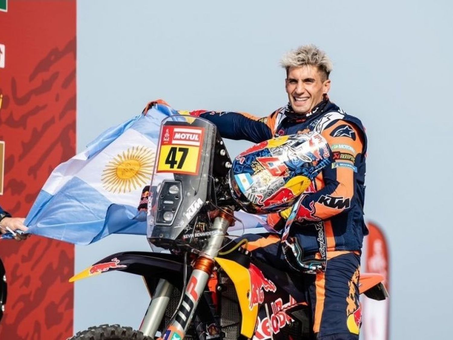 El campeón argentino Kevin Benavides abandonó el Rally Dakar en motos