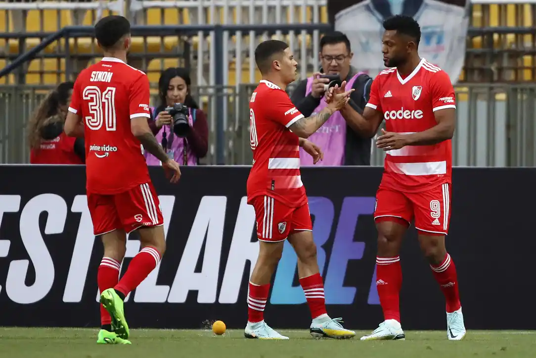 River derrotó 4-3 a Colo Colo en el penúltimo partido de Gallardo