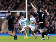 La arremetida final no le alcanzó a Los Pumas frente a Inglaterra