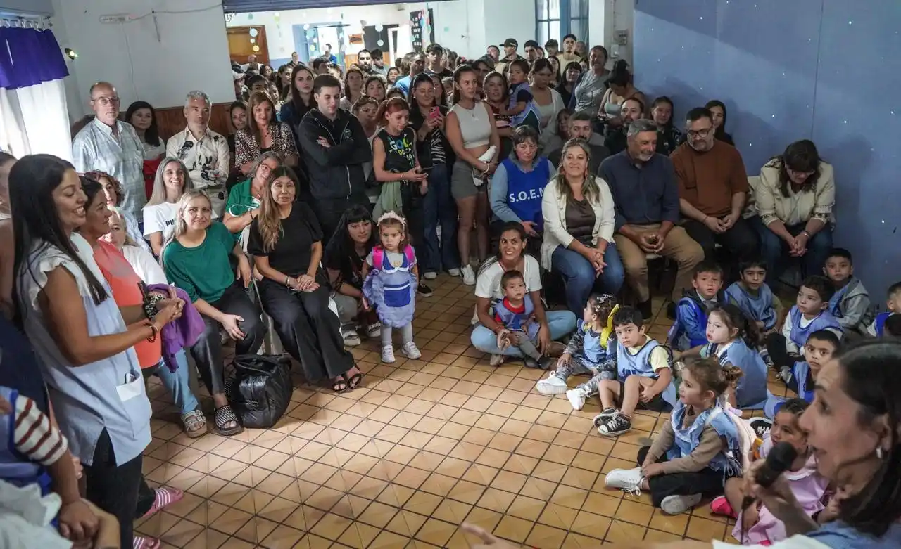 Inicio del ciclo lectivo en el Jardín Nº 902