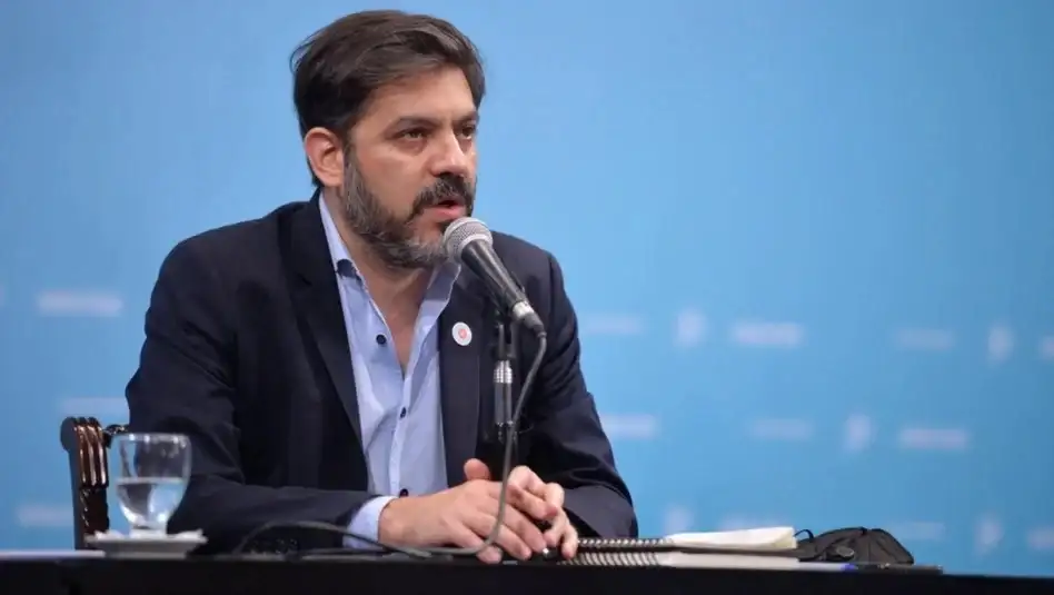 Carlos Bianco.