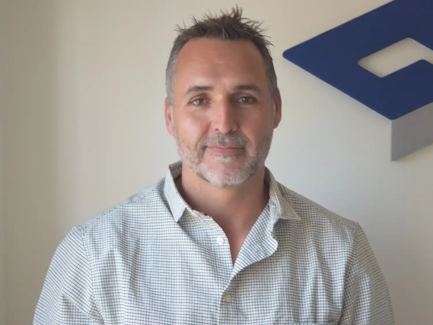 "La falta de eficiencia y el trato inadecuado afectan no solo el ejercicio profesional, sino también el desarrollo de la ciudad", denunciaron.