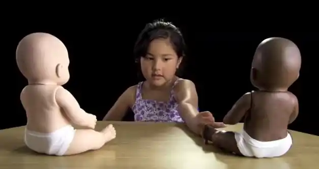 Una investigación muestra la conducta racista en los más pequeños  