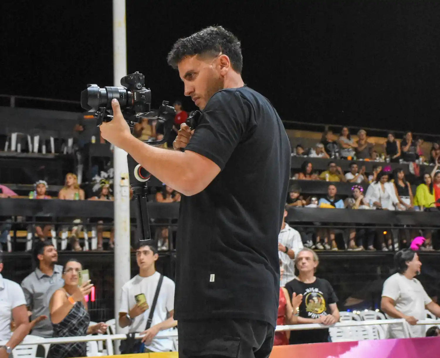 Matías Hernández, el productor audiovisual detrás de la serie de Marí Marí