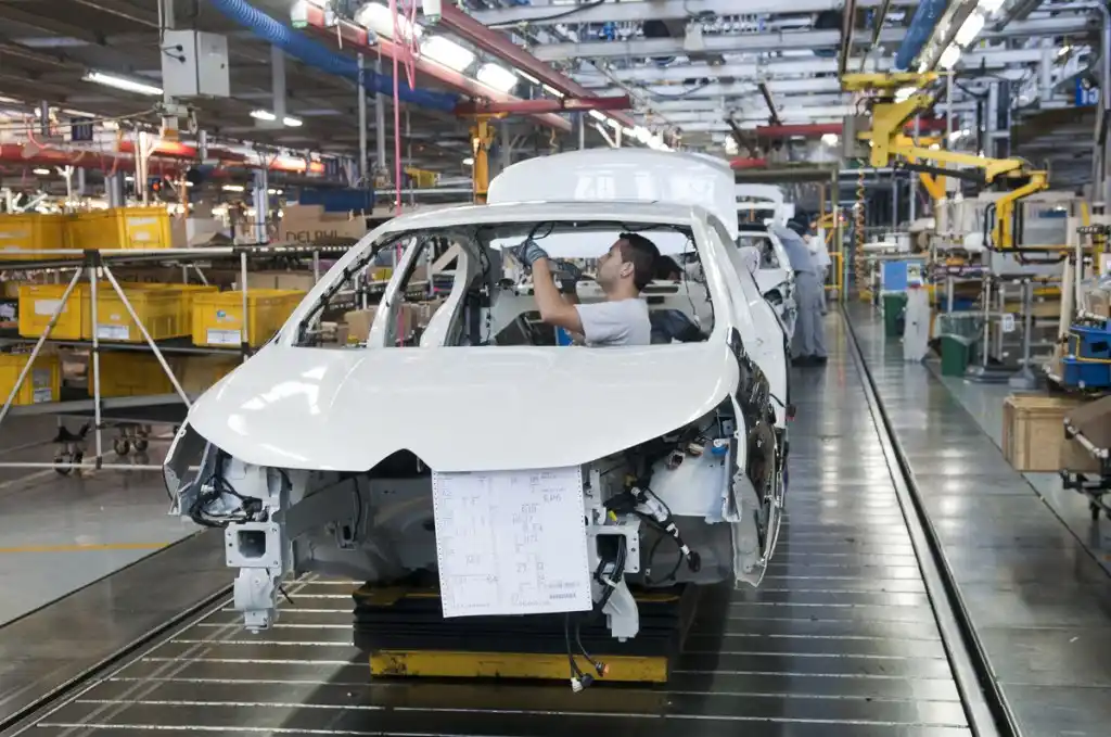 El Banco Central flexibilizó el cepo para autopartes, fertilizantes y fitosanitarios