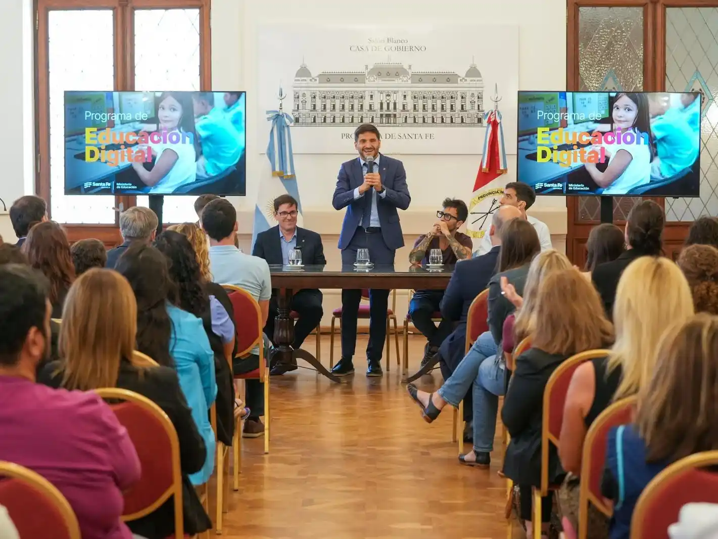 Santa Fe lanzó el Programa de Educación Digital - 4