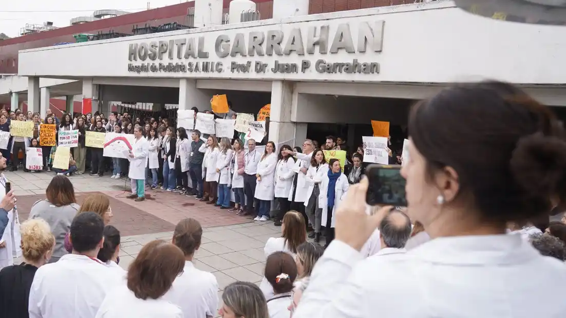 Dictaron la conciliación obligatoria en el conflicto salarial con médicos del Hospital Garrahan