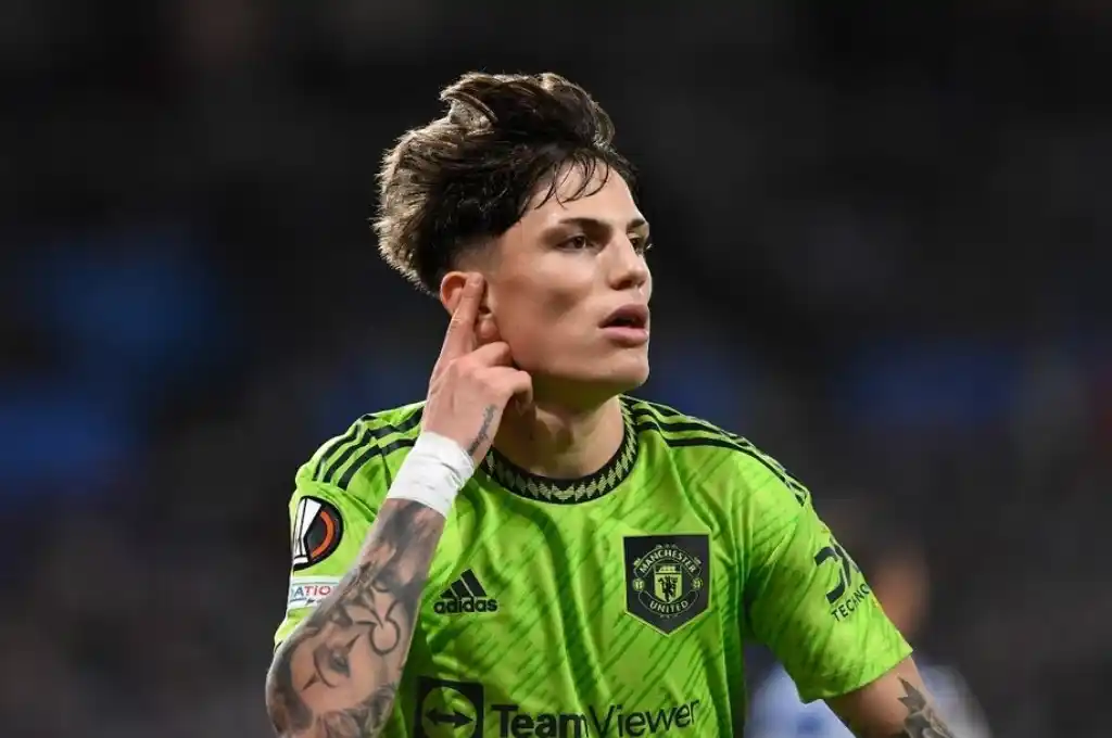 El juvenil argentino Garnacho hizo su primer gol con el Manchester United ante el Real Sociedad