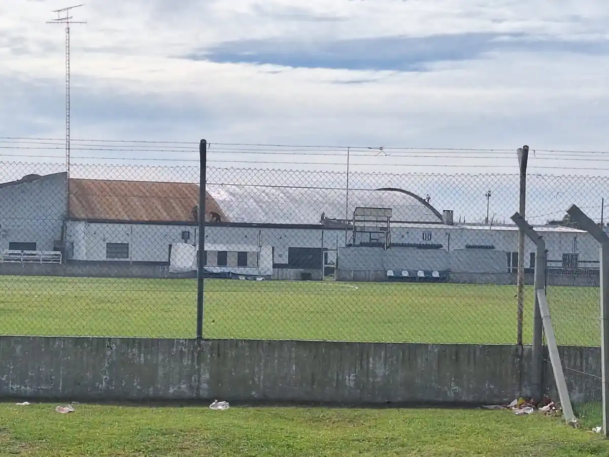 Obras de pintura externa en el salón de Sportiva