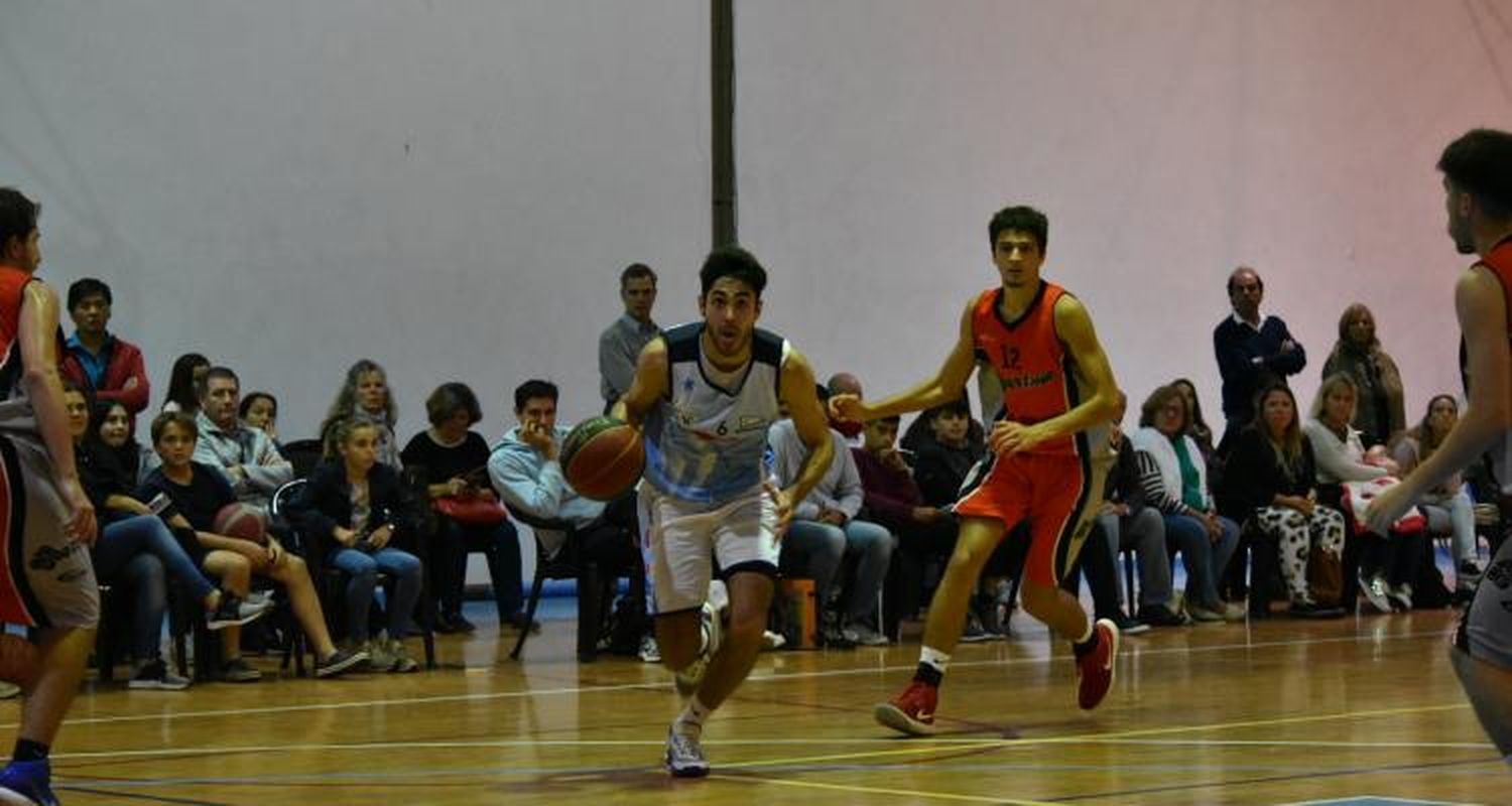 Con una sólida defensa, Náutico estiró su racha en el gimnasio José Geoghegan