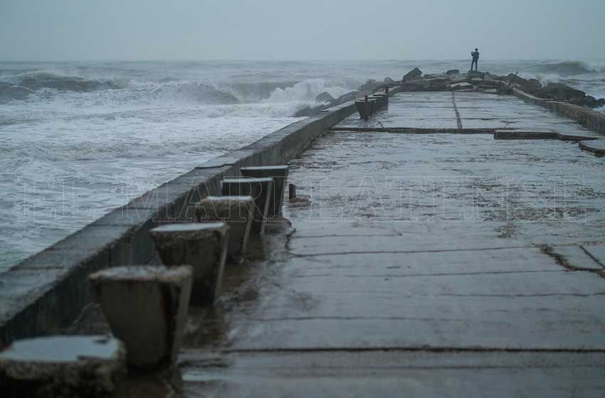 Domingo gris y lluvioso en Mar del Plata