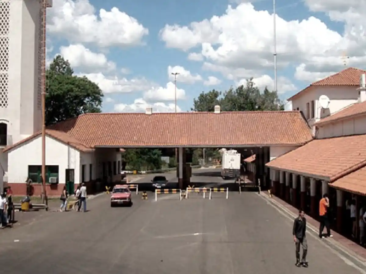 El Gobierno autorizó la apertura del paso terrestre Paso de los Libres-Uruguayana