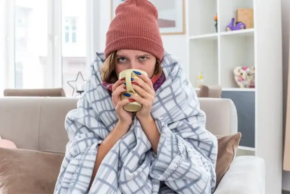 El frío no enferma, pero en invierno reina la gripe: ¿por qué?