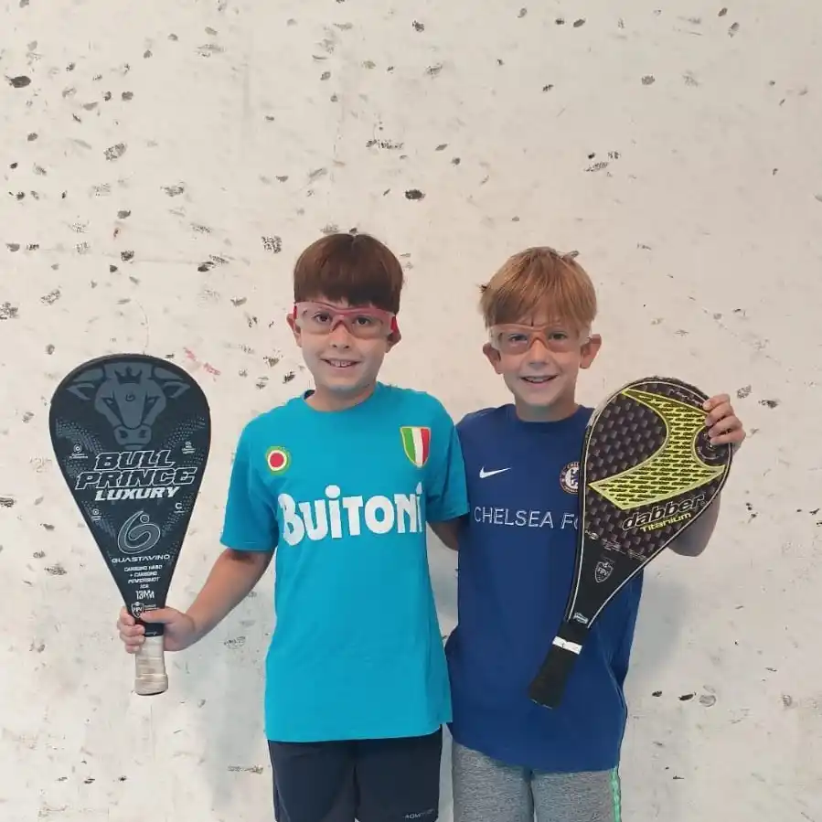 G. Herrero y M. Savelli Campeones en la Escuelita