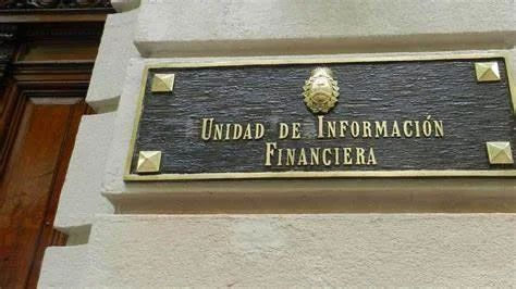 La UIF congeló billeteras y cuentas cripto: quiénes son los sospechosos de usarlas para financiar al terrorismo