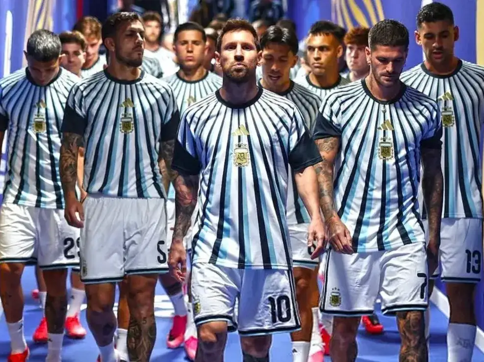 Milei había dicho que decretaba feriado por la Selección Argentina pero dio marcha atrás