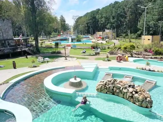 Fin de semana largo: quiénes trabajan el lunes 23 y cómo sigue el calendario de feriados