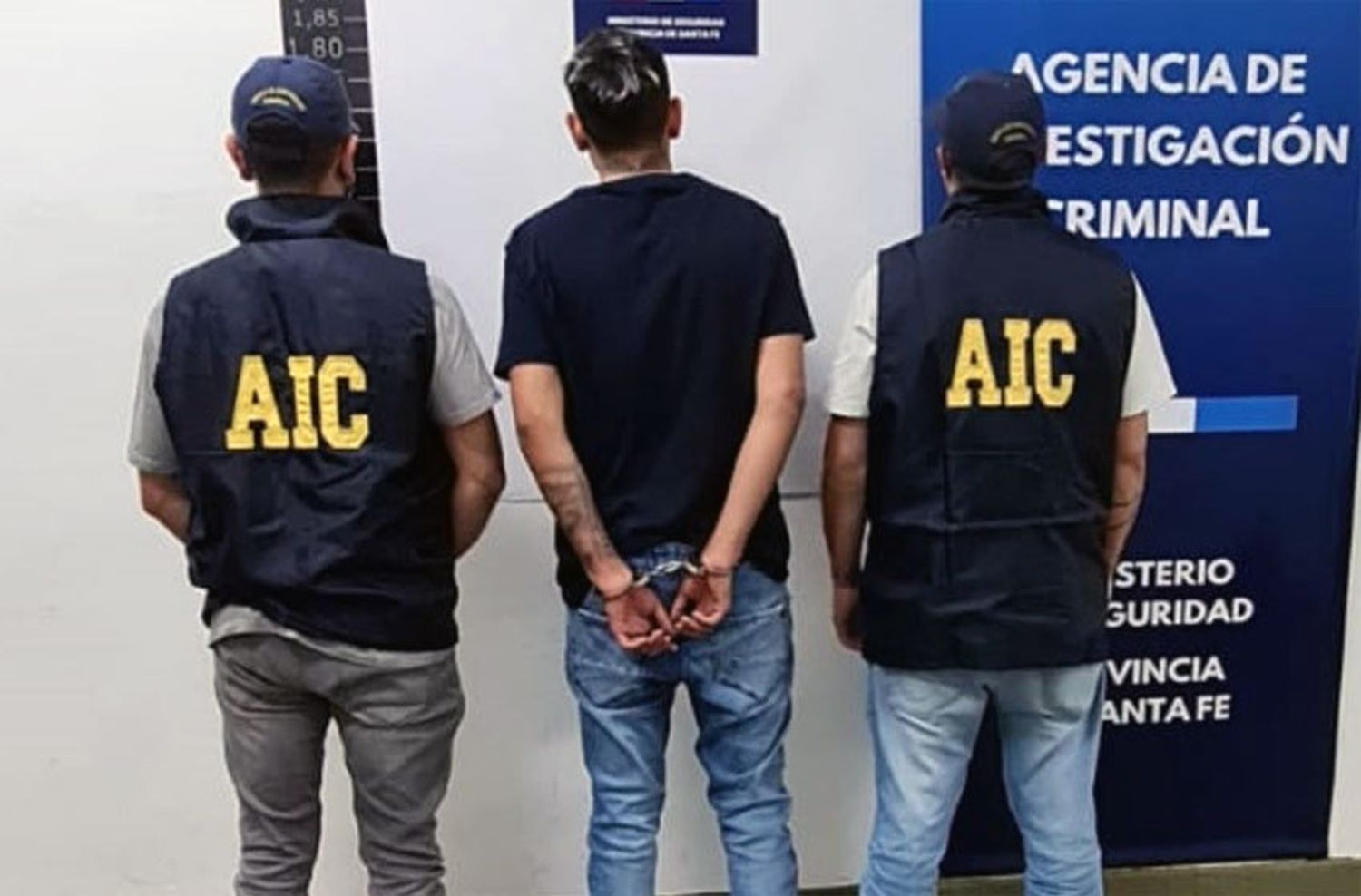 Detuvieron a un joven de 18 años por el crimen de una mujer en zona sur