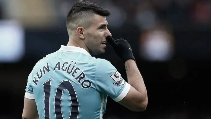 El Kun Agüero fue operado de la rodilla