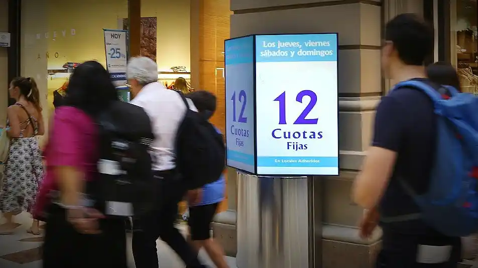 Bancos buscan actualización de tasas del Ahora 12 pero el Gobierno resiste cambios