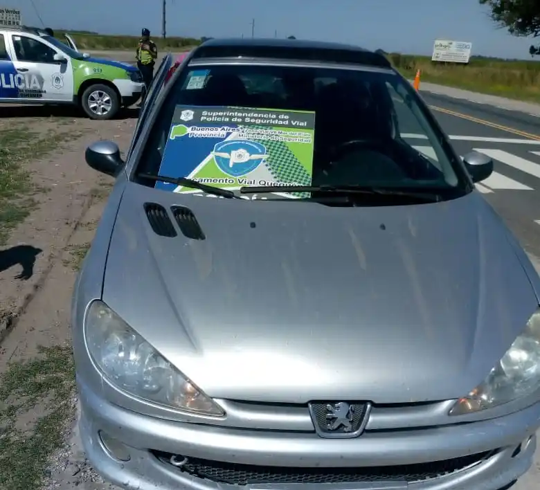 Secuestran drogas a un  turista y a un estudiante