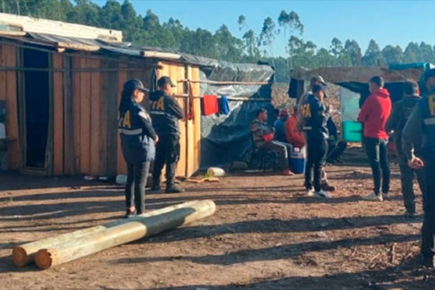 Rescataron a diez personas que eran víctimas de trata laboral