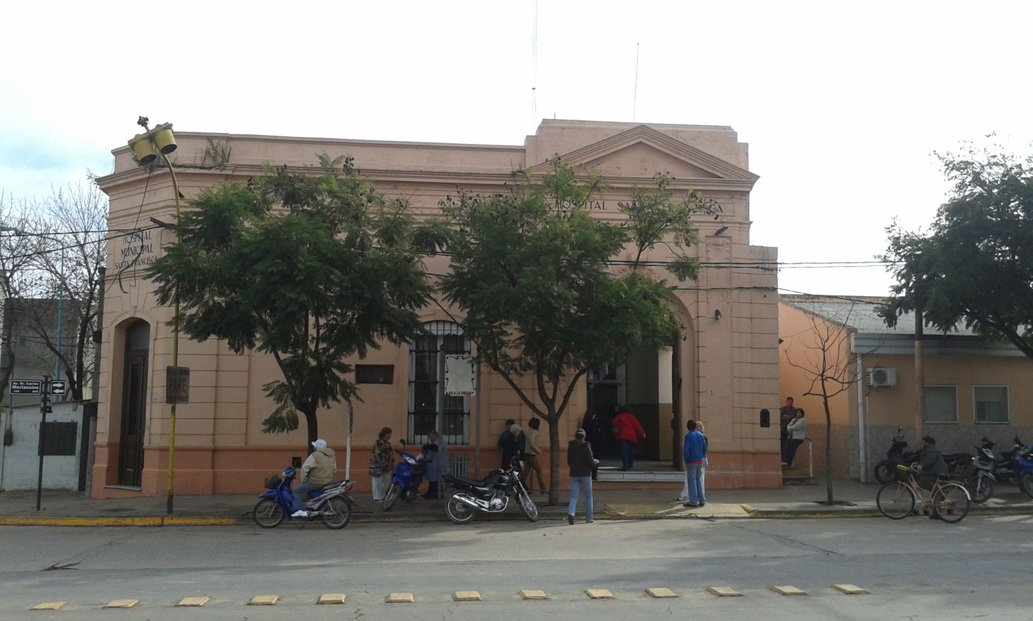 Quisieron prender fuego a una enfermera en el Hospital de Arrecifes