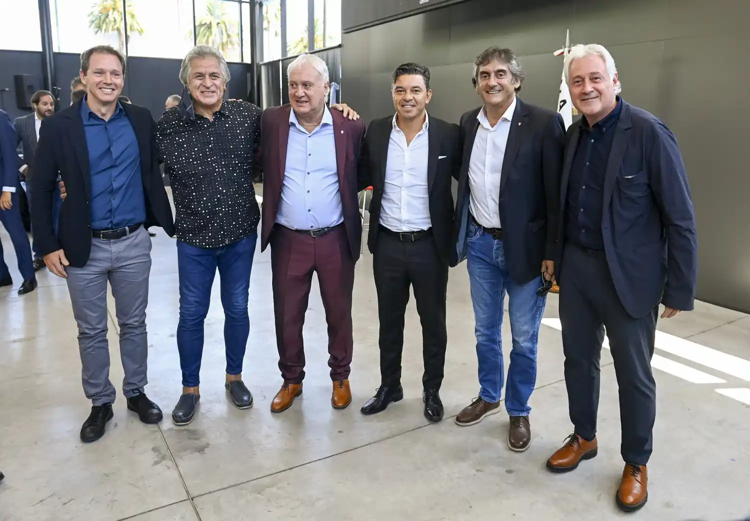 Brito, Alonso, Fillol, Gallardo y Francescoli y Patanian, en la presentación de las obras.