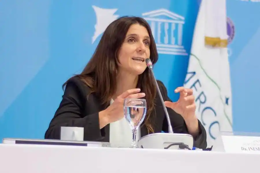 Arrondo asumió como presidenta del ENARD