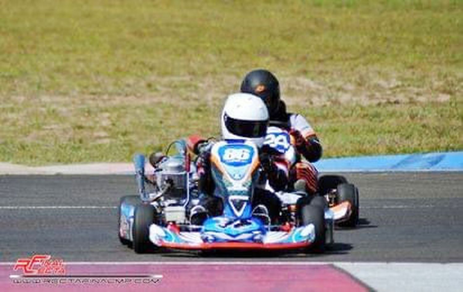 El karting cumple hoy sábado la octava fecha